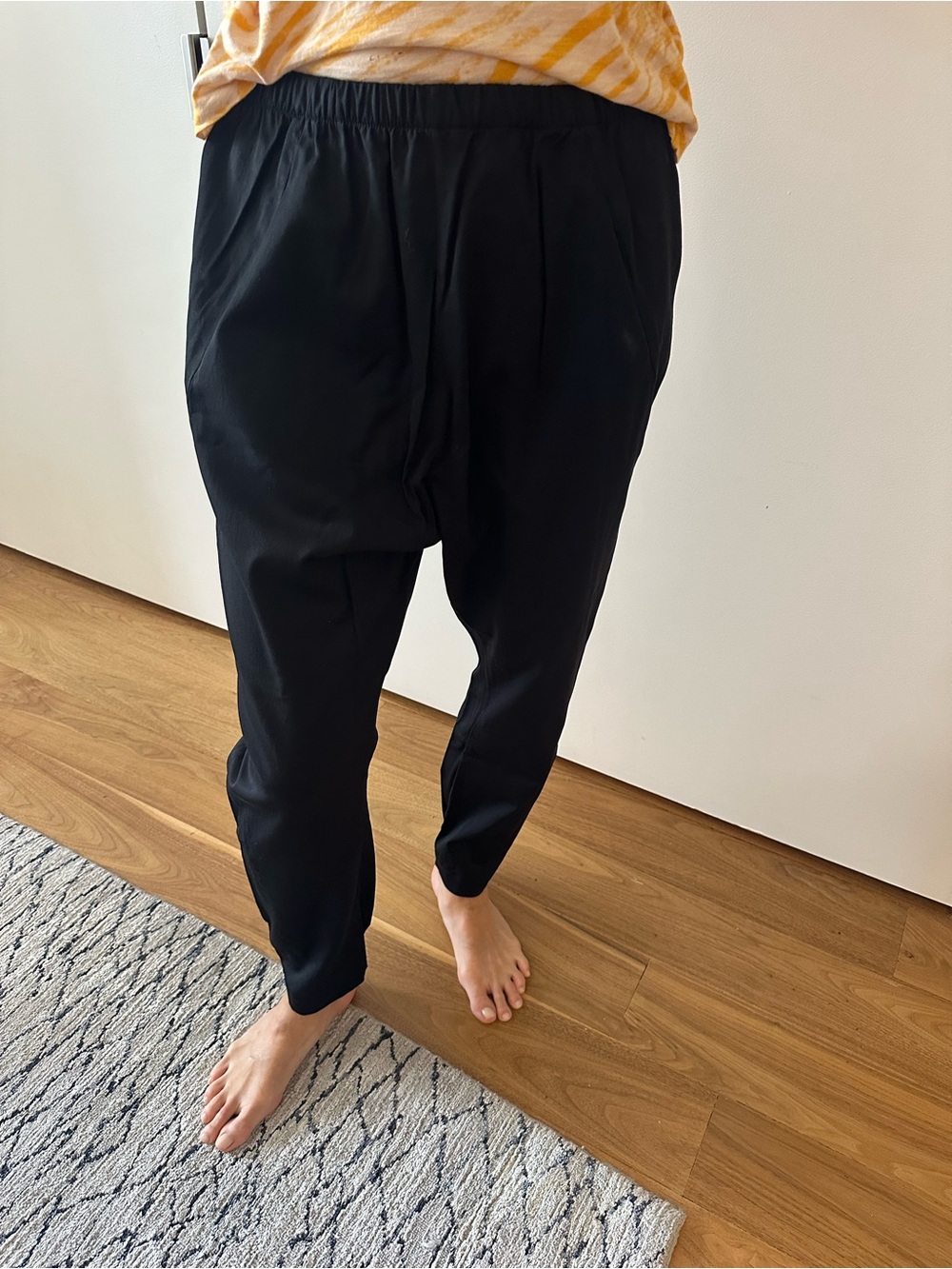 Zero + Maria Cornejo Black Twill Elastic-Waist Tapered Pants